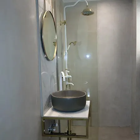 Tria Urban Chania *