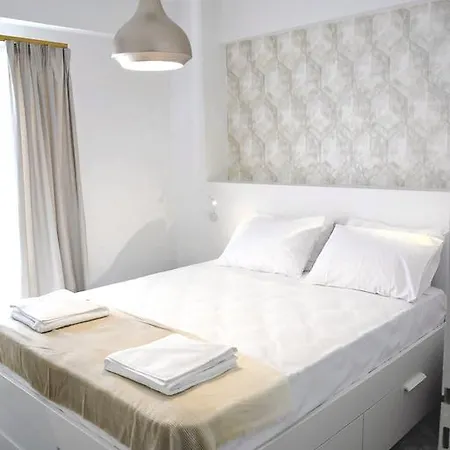 Tria Urban Chania Apartment *