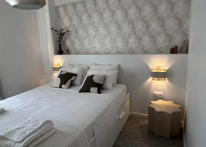 Tria Urban Chania アパート *