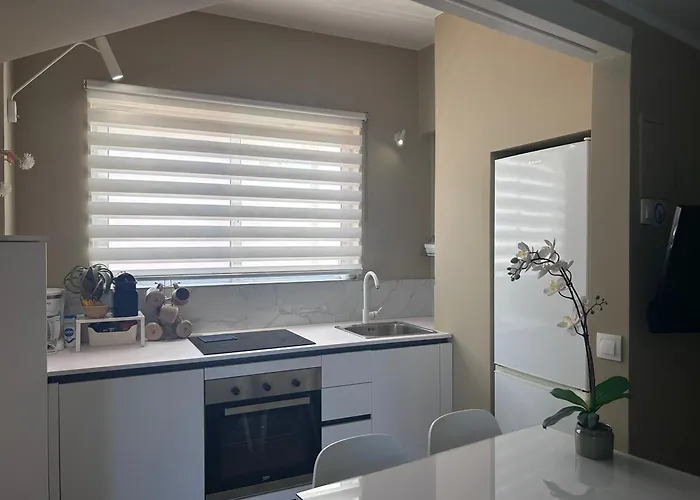 Tria Urban Chania ハニア