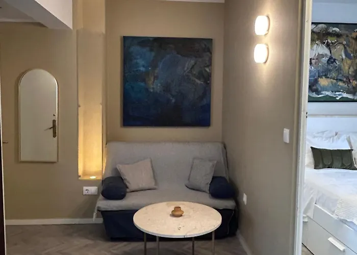 アパート Tria Urban Chania