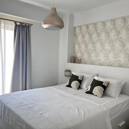 Апартаменти Tria Urban Chania