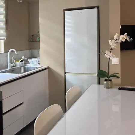 Tria Urban Chania Apartment *